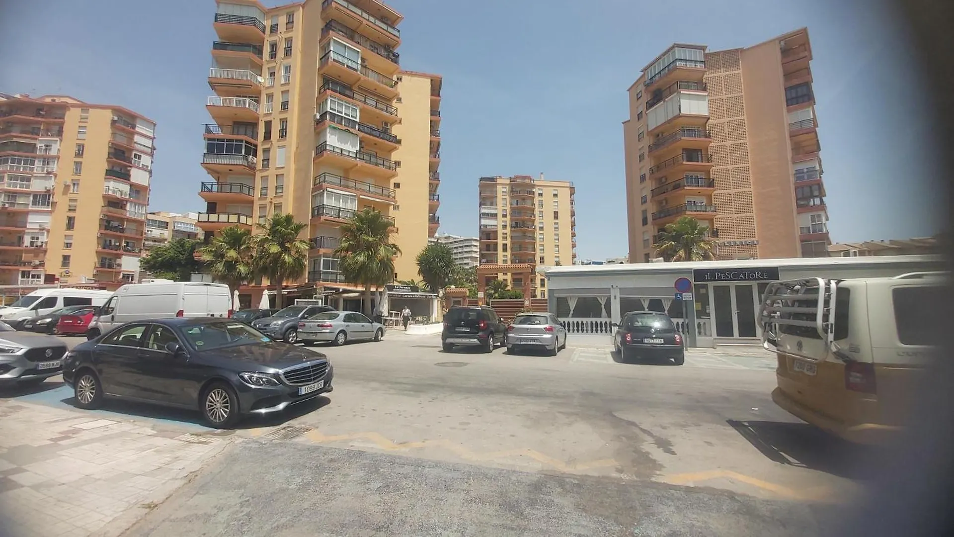 Del Parque Flats Playamar Beach Торремолинос