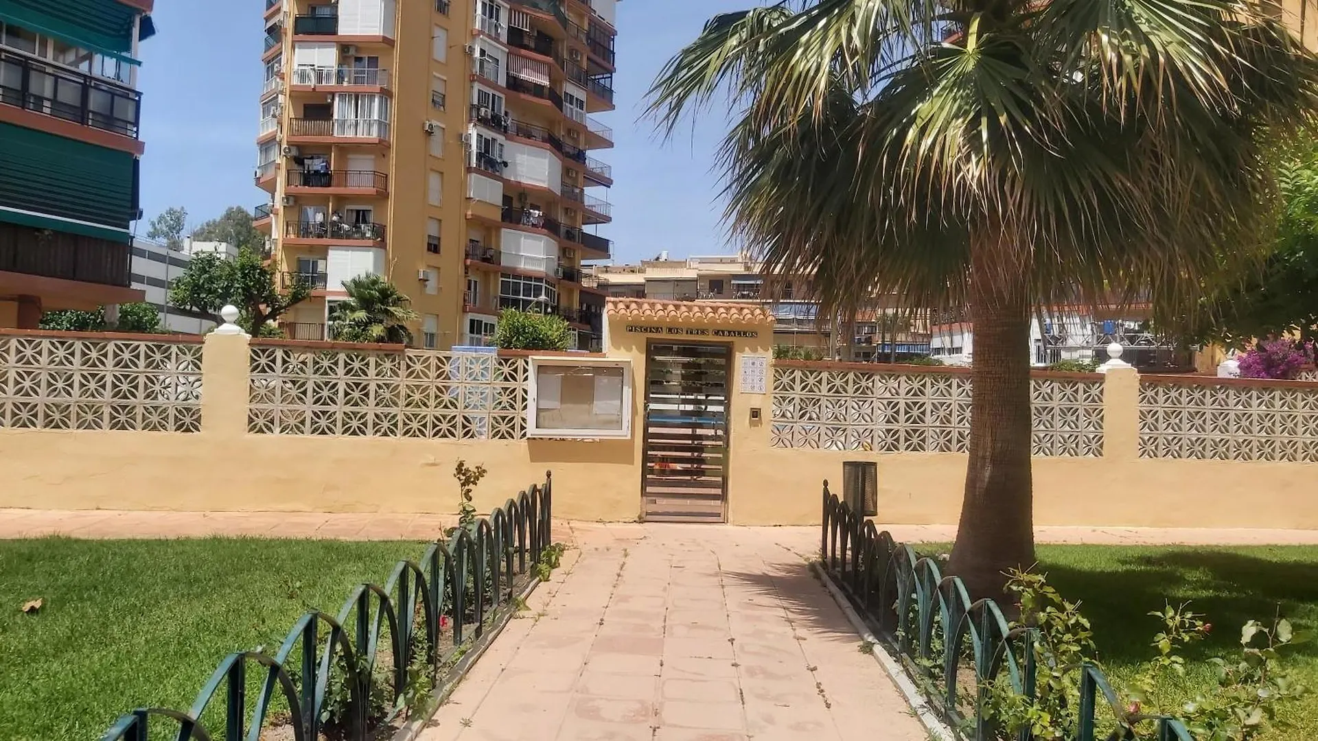 Del Parque Flats Playamar Beach Торремолинос 0*,  Испания
